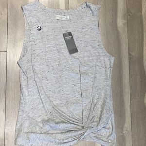 Abercrombie & Fitch Gray Sleeveless Blouse (S)